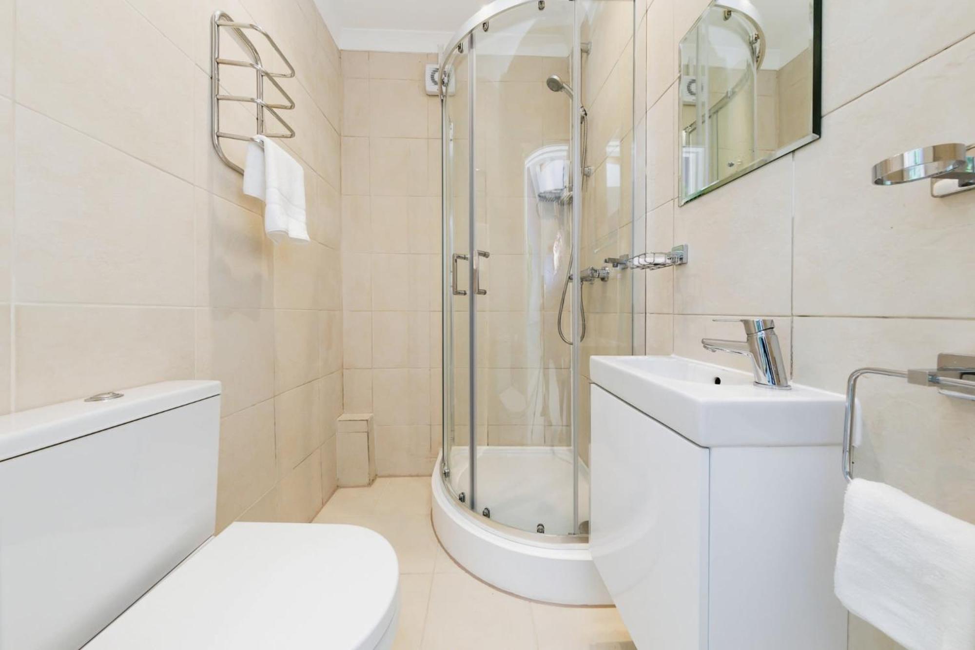 Your Chic 3Br Home Comfort And Style In London Eksteriør billede